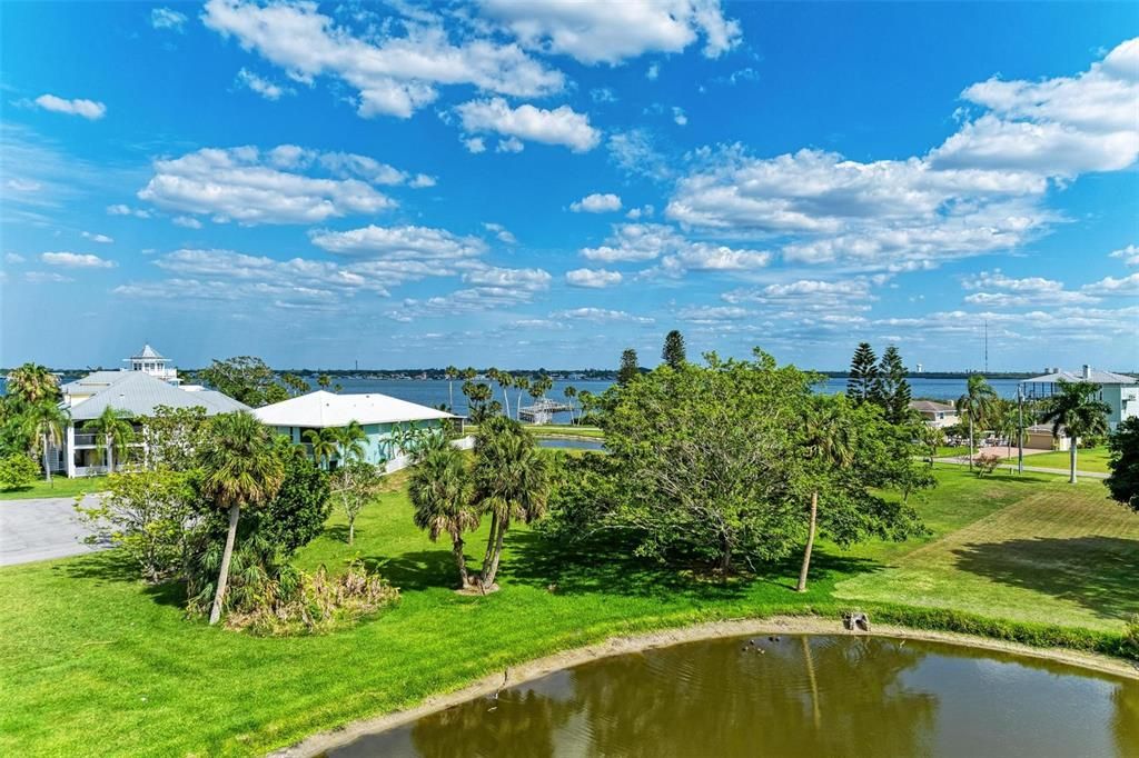 En Venta: $275,000 (0.28 acres)