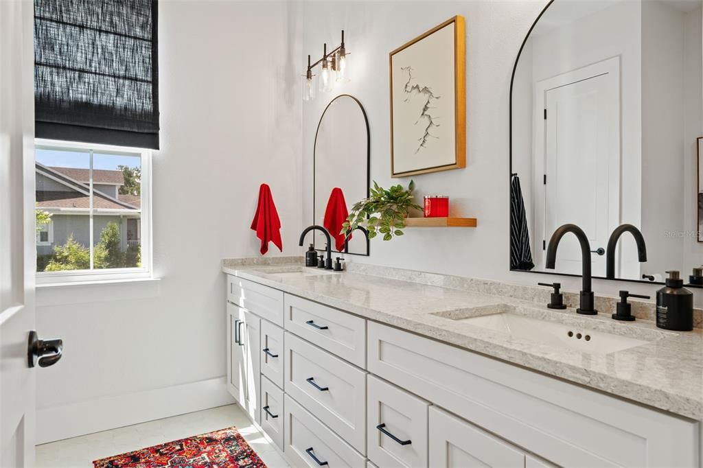 For Sale: $1,200,000 (5 beds, 3 baths, 4507 Square Feet)