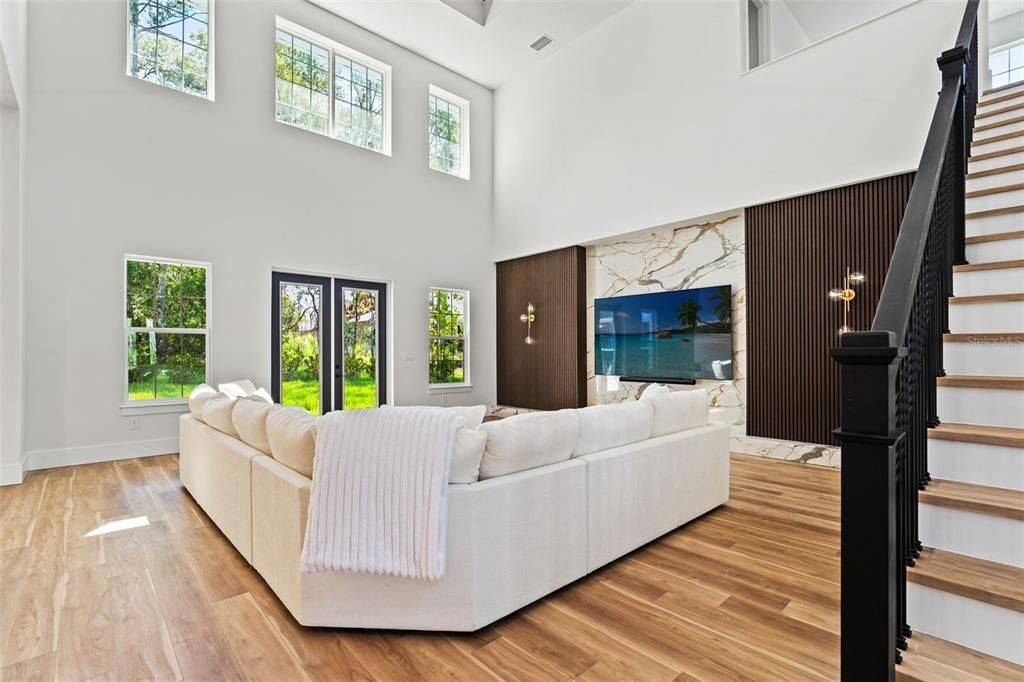 For Sale: $1,200,000 (5 beds, 3 baths, 4507 Square Feet)