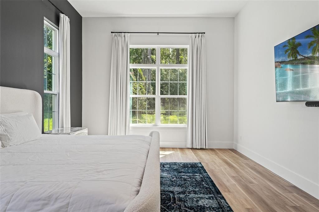 For Sale: $1,200,000 (5 beds, 3 baths, 4507 Square Feet)