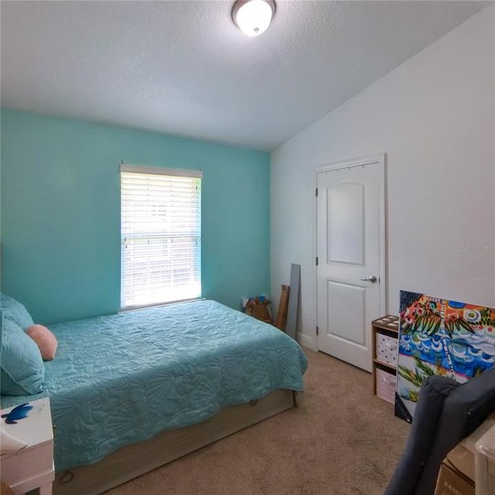 На продажу: $350,900 (3 спален, 2 ванн, 1982 Квадратных фут)