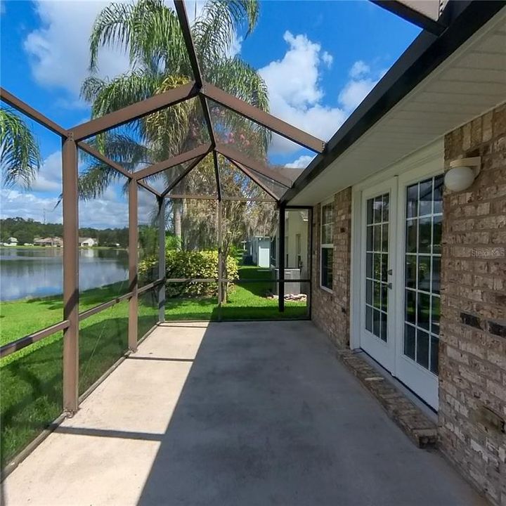 На продажу: $350,900 (3 спален, 2 ванн, 1982 Квадратных фут)