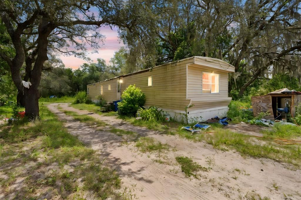 For Sale: $180,000 (3 beds, 2 baths, 780 Square Feet)