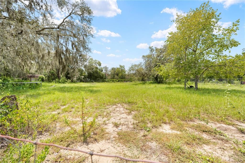 For Sale: $180,000 (3 beds, 2 baths, 780 Square Feet)