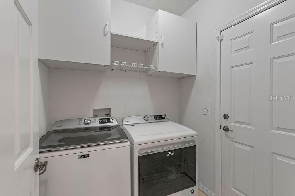 Activo con contrato: $314,000 (3 camas, 2 baños, 2027 Pies cuadrados)