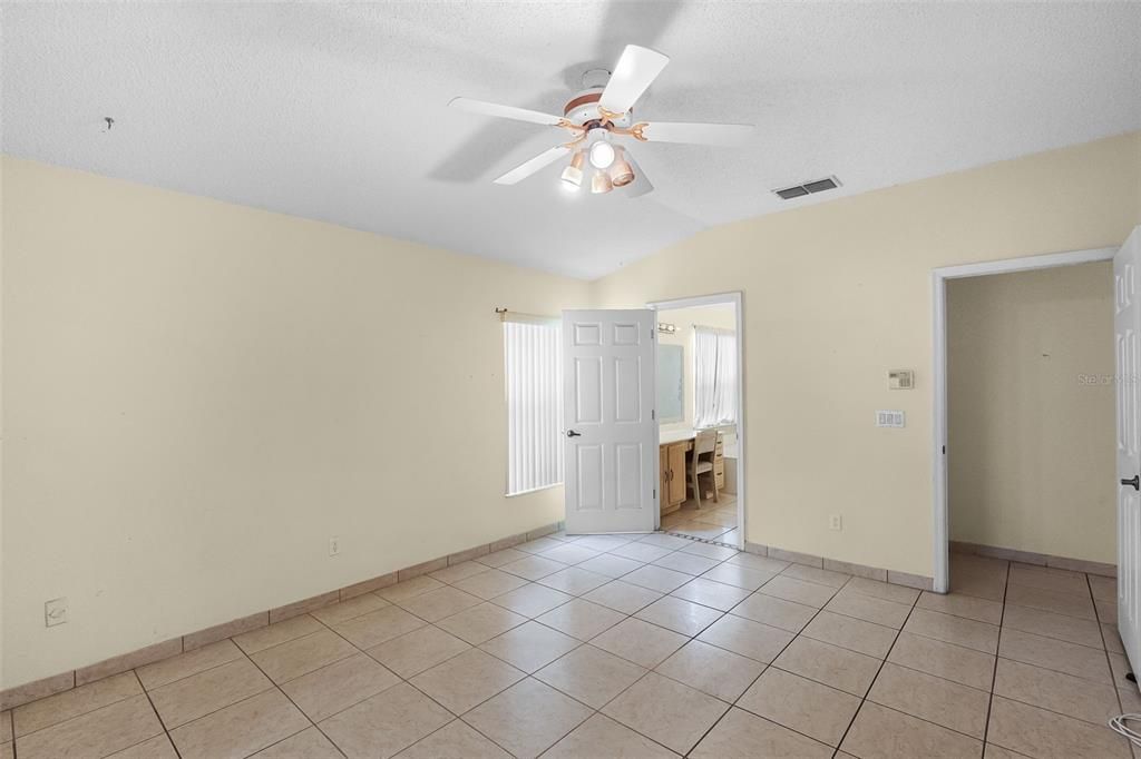 Active With Contract: $390,000 (3 beds, 2 baths, 2793 Square Feet)