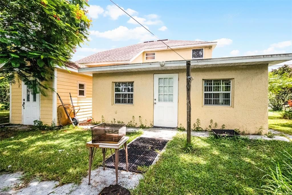 Active With Contract: $390,000 (3 beds, 2 baths, 2793 Square Feet)