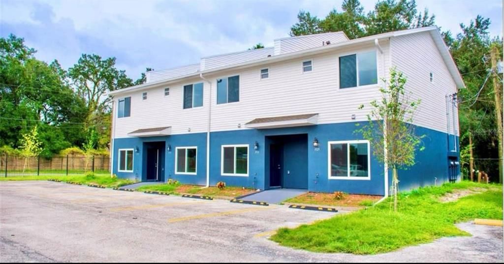 Recently Sold: $239,900 (3 beds, 2 baths, 1111 Square Feet)