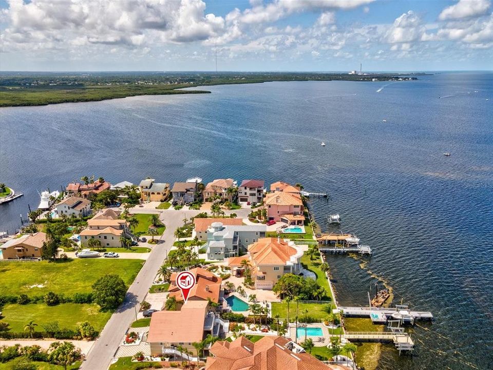 На продажу: $3,199,999 (3 спален, 3 ванн, 2886 Квадратных фут)