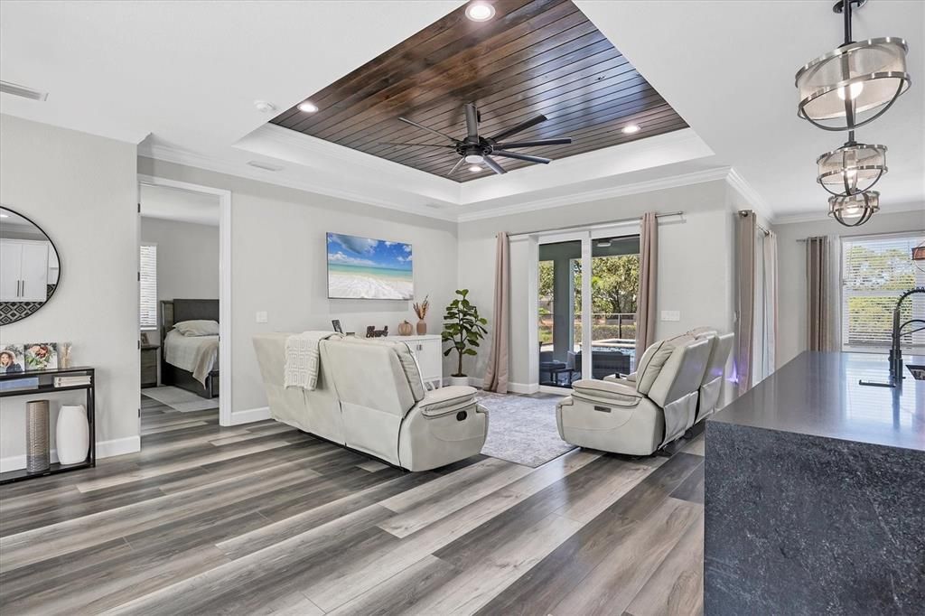 На продажу: $525,999 (3 спален, 2 ванн, 1539 Квадратных фут)