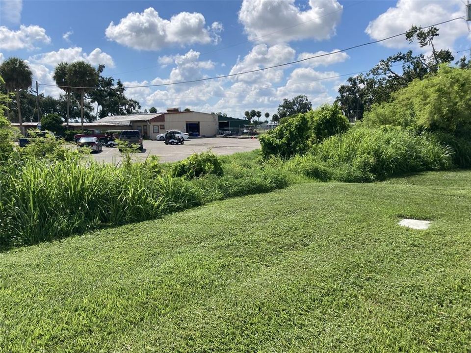 Active With Contract: $110,000 (2 beds, 1 baths, 1086 Square Feet)