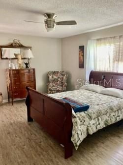 Active With Contract: $110,000 (2 beds, 1 baths, 1086 Square Feet)