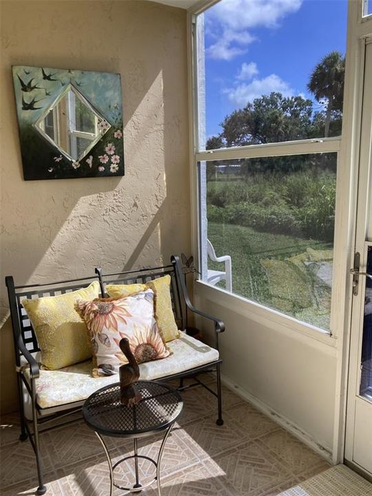 Active With Contract: $110,000 (2 beds, 1 baths, 1086 Square Feet)