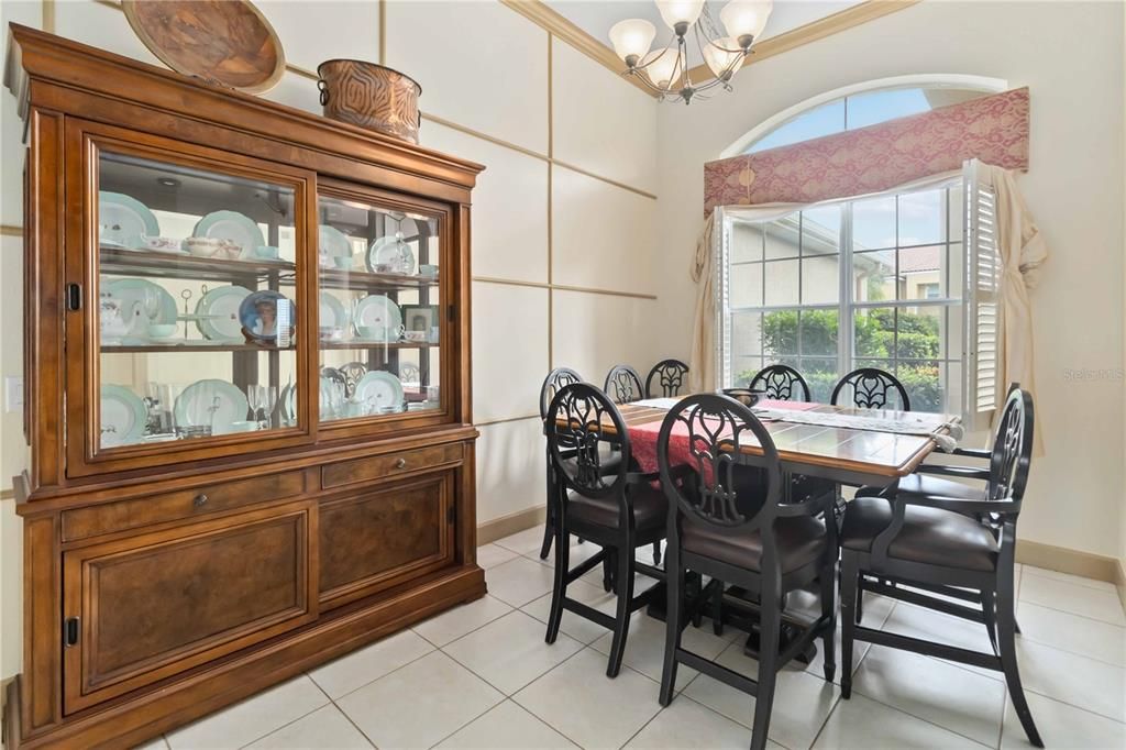 En Venta: $825,000 (4 camas, 3 baños, 3071 Pies cuadrados)