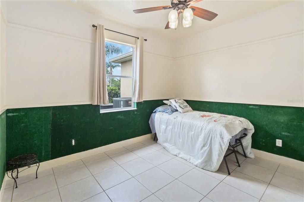 En Venta: $825,000 (4 camas, 3 baños, 3071 Pies cuadrados)