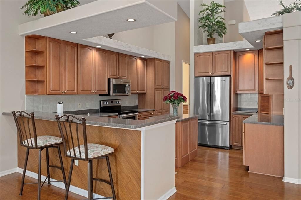 Active With Contract: $569,900 (3 beds, 3 baths, 2775 Square Feet)