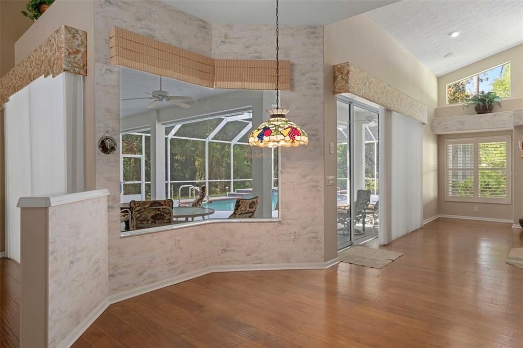 Active With Contract: $569,900 (3 beds, 3 baths, 2775 Square Feet)