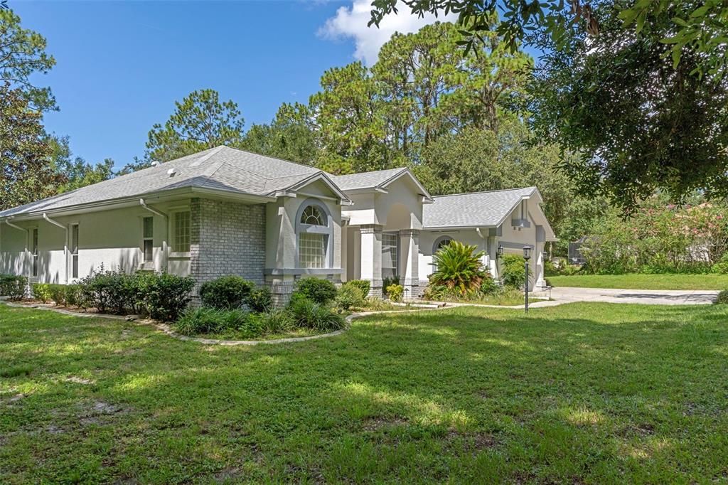 Active With Contract: $569,900 (3 beds, 3 baths, 2775 Square Feet)