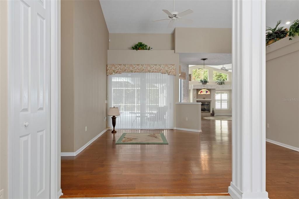 Active With Contract: $569,900 (3 beds, 3 baths, 2775 Square Feet)