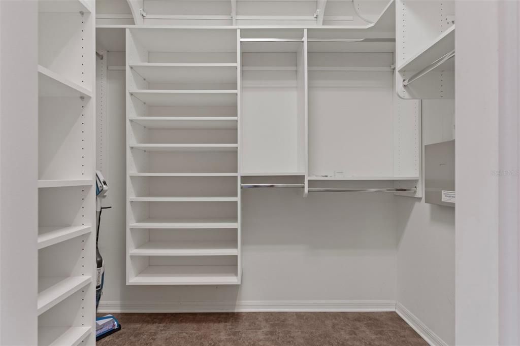 Active With Contract: $569,900 (3 beds, 3 baths, 2775 Square Feet)