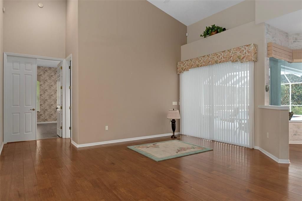 Active With Contract: $569,900 (3 beds, 3 baths, 2775 Square Feet)