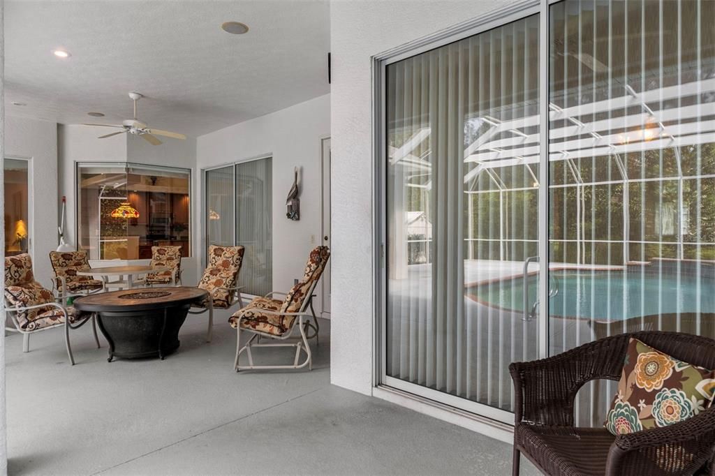 Active With Contract: $569,900 (3 beds, 3 baths, 2775 Square Feet)