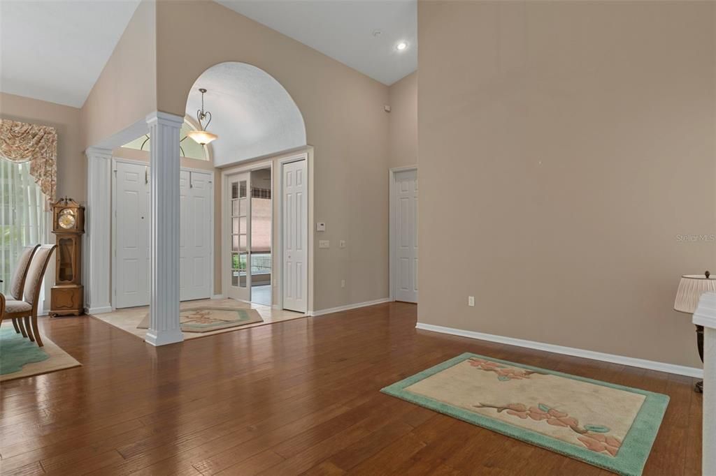 Active With Contract: $569,900 (3 beds, 3 baths, 2775 Square Feet)