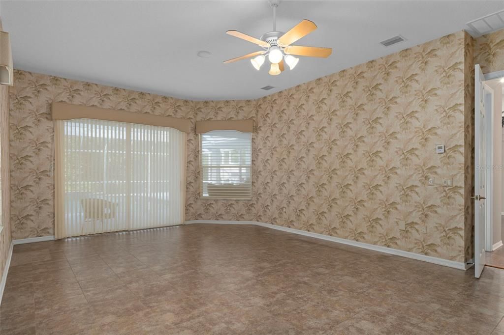 Active With Contract: $569,900 (3 beds, 3 baths, 2775 Square Feet)