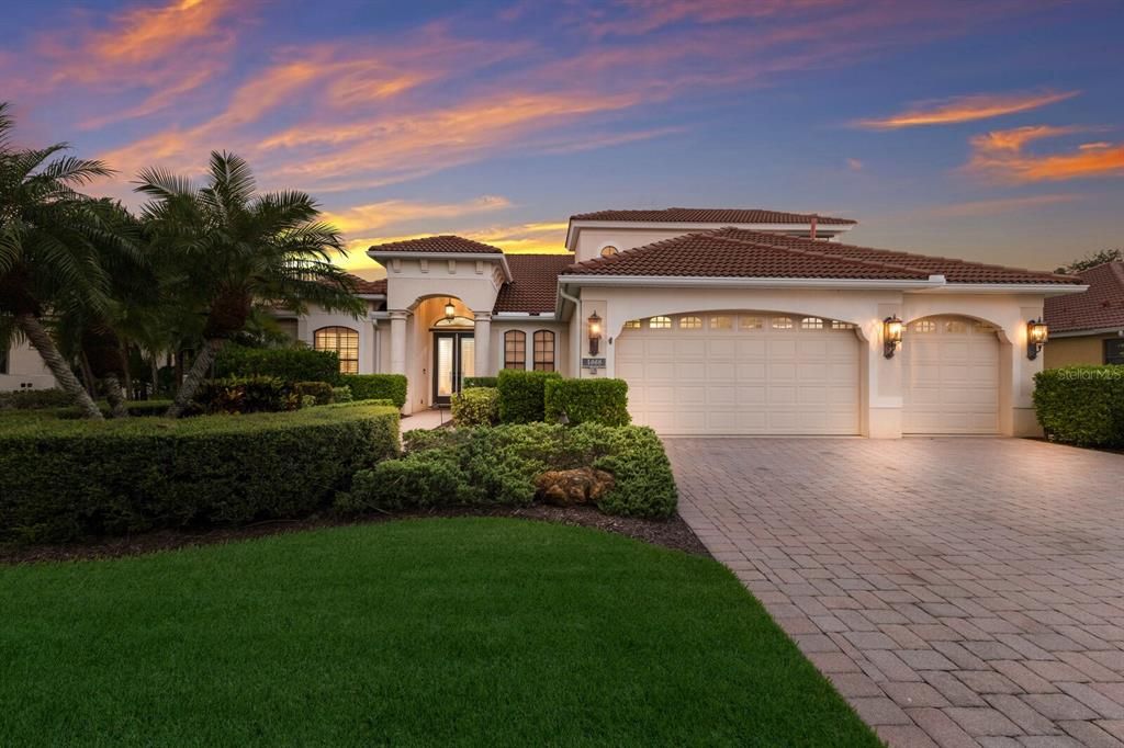 For Sale: $1,249,000 (4 beds, 3 baths, 3052 Square Feet)