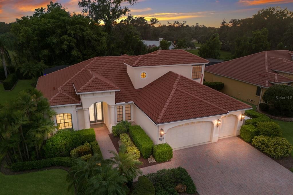 For Sale: $1,249,000 (4 beds, 3 baths, 3052 Square Feet)