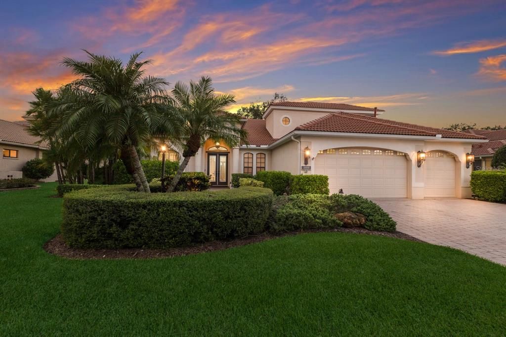 For Sale: $1,249,000 (4 beds, 3 baths, 3052 Square Feet)