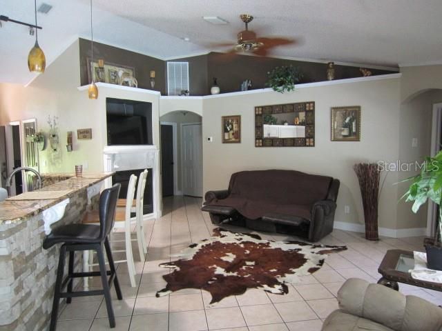 На продажу: $999,000 (4 спален, 3 ванн, 2535 Квадратных фут)