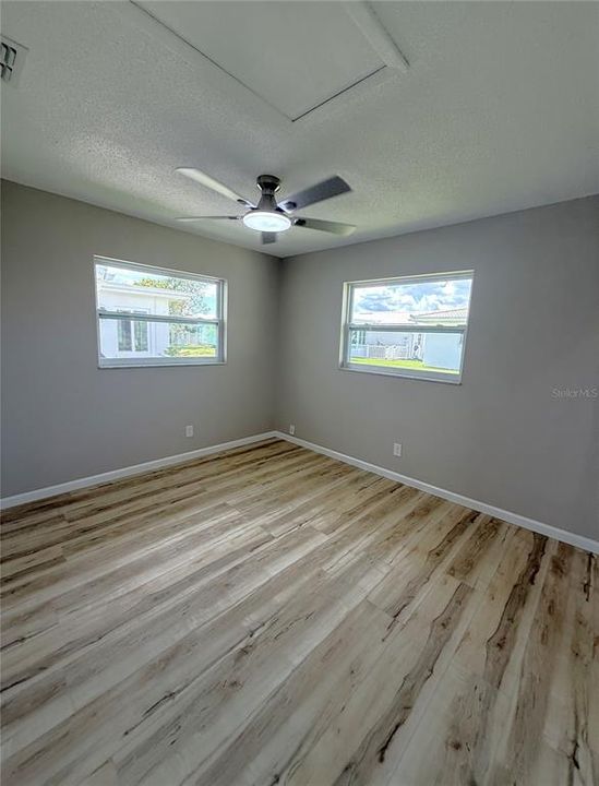 Active With Contract: $225,000 (2 beds, 1 baths, 1328 Square Feet)