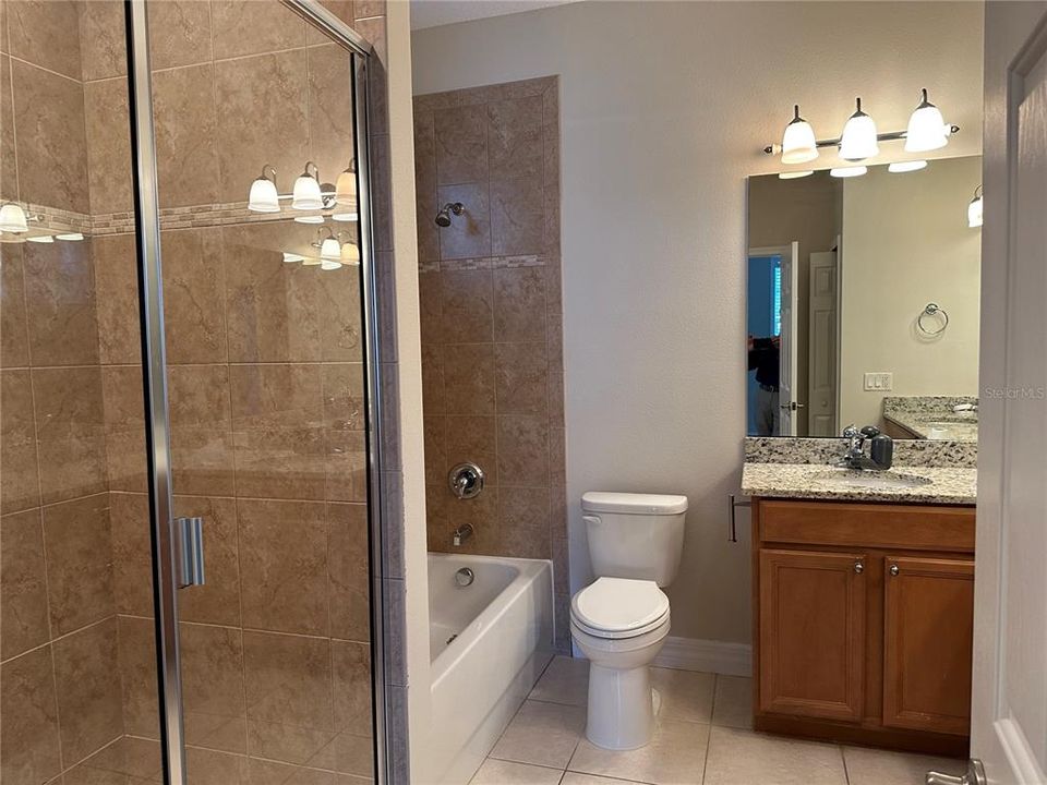 Active With Contract: $2,900 (3 beds, 2 baths, 2019 Square Feet)