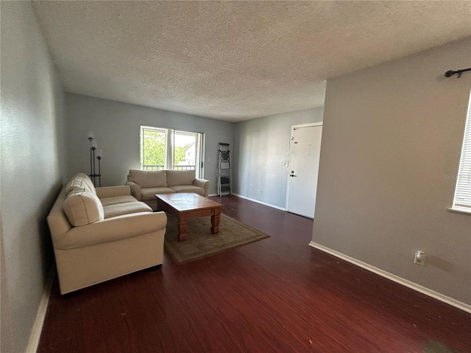 En Renta: $1,250 (1 camas, 1 baños, 702 Pies cuadrados)