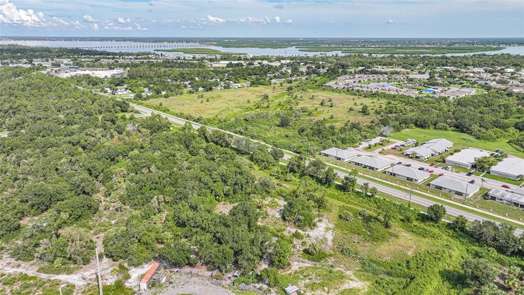 待售: $69,900 (1.48 acres)