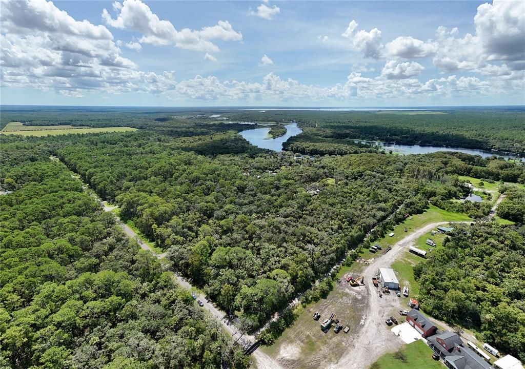 待售: $350,000 (11.29 acres)