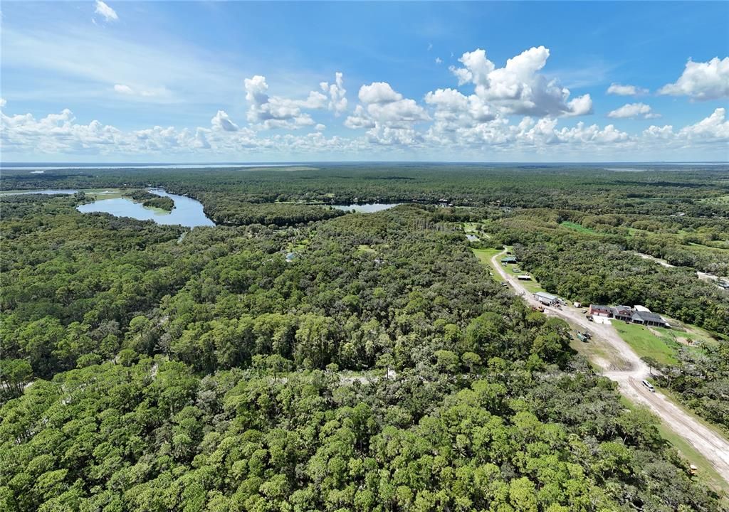 待售: $350,000 (11.29 acres)