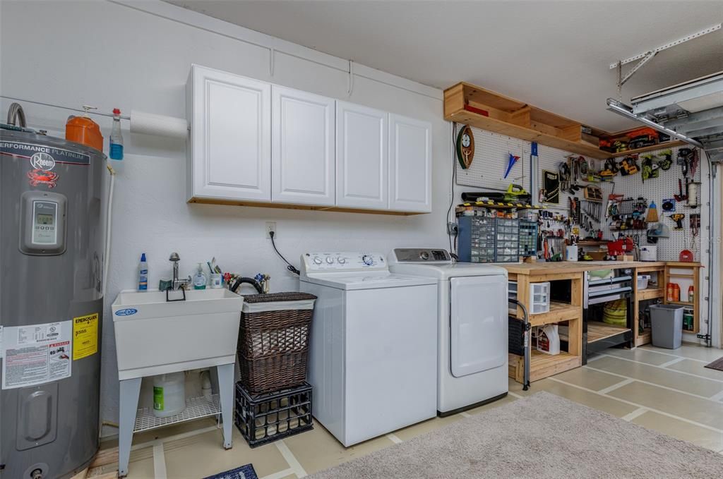 For Sale: $749,000 (3 beds, 2 baths, 1874 Square Feet)