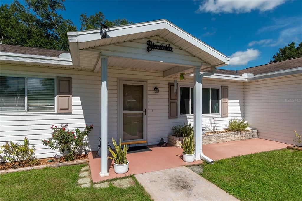 待售: $249,900 (2 贝兹, 2 浴室, 1296 平方英尺)