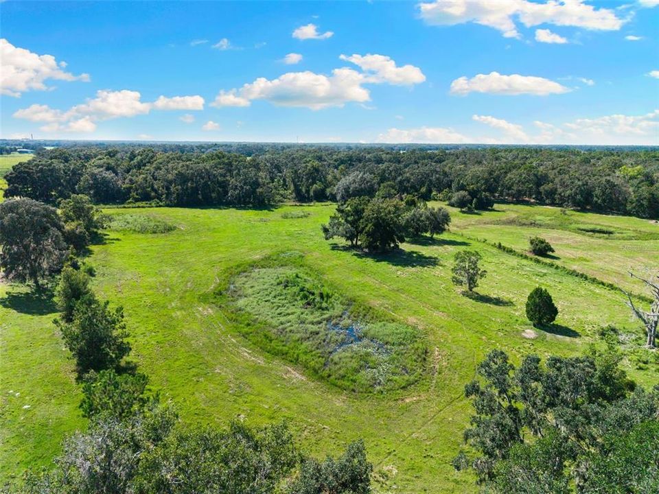 En Venta: $1,875,000 (3 camas, 2 baños, 1600 Pies cuadrados)