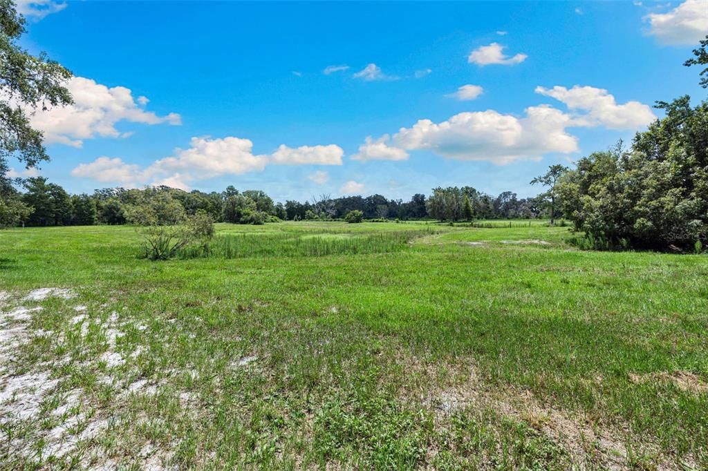 En Venta: $1,875,000 (3 camas, 2 baños, 1600 Pies cuadrados)