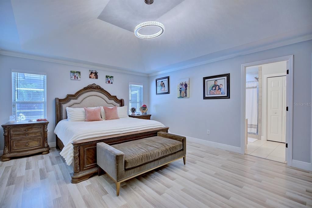 For Sale: $415,000 (4 beds, 2 baths, 2272 Square Feet)