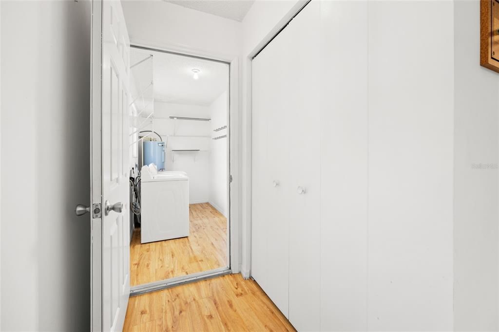 Active With Contract: $160,000 (2 beds, 2 baths, 1144 Square Feet)