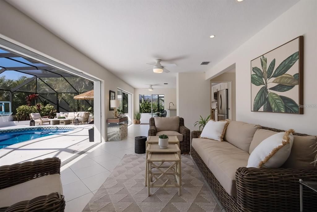 En Renta: $10,500 (3 camas, 2 baños, 2414 Pies cuadrados)