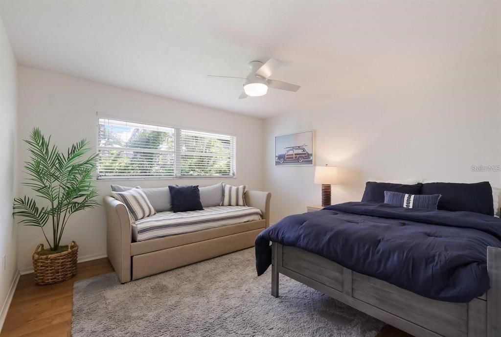 En Renta: $10,500 (3 camas, 2 baños, 2414 Pies cuadrados)