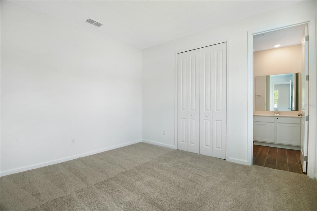 For Sale: $480,597 (5 beds, 3 baths, 3030 Square Feet)