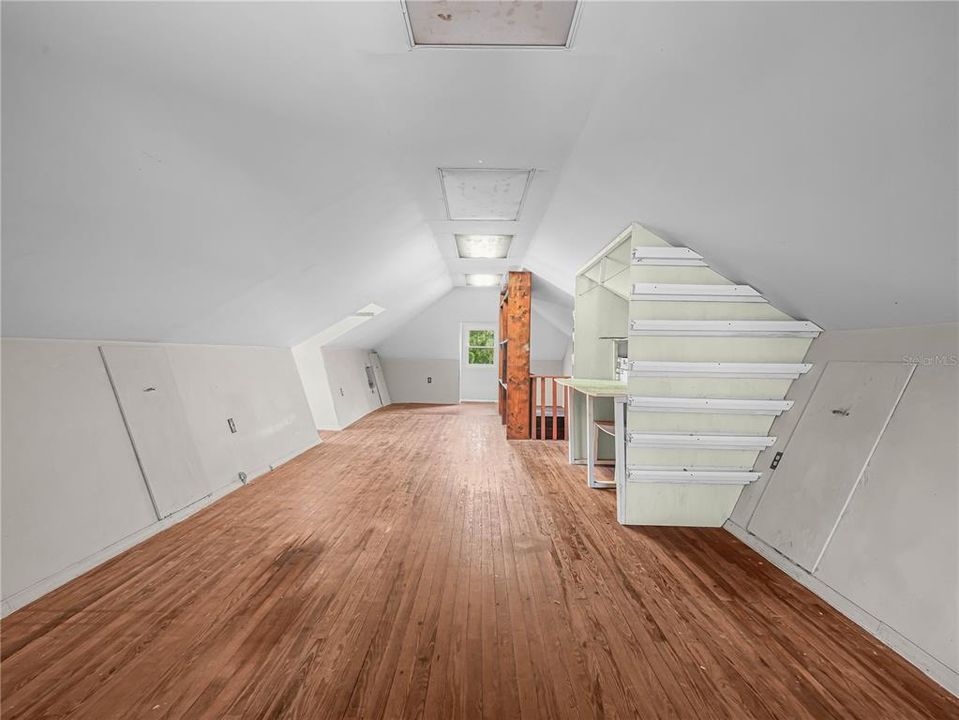 En Venta: $374,900 (0 camas, 0 baños, 2041 Pies cuadrados)