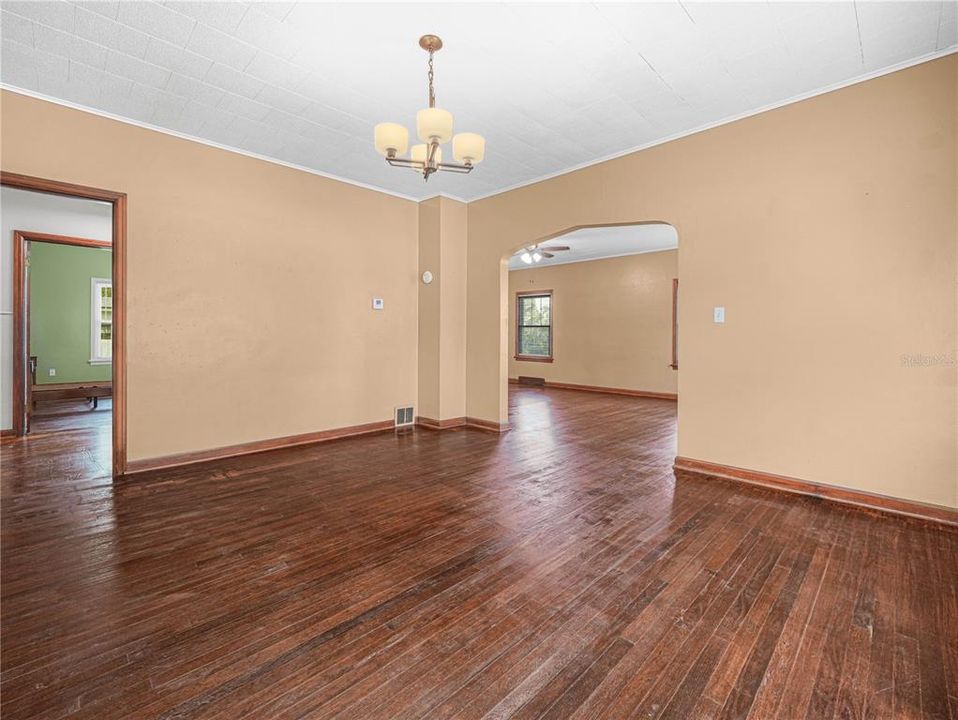 En Venta: $374,900 (0 camas, 0 baños, 2041 Pies cuadrados)