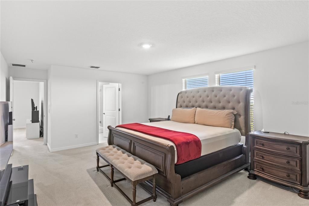 待售: $675,000 (5 贝兹, 3 浴室, 2790 平方英尺)